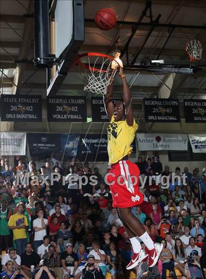 Thumbnail 2 in Slam Dunk Contest (City of Palms Classic) photogallery.