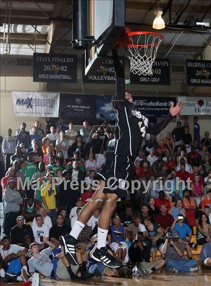 Thumbnail 3 in Slam Dunk Contest (City of Palms Classic) photogallery.