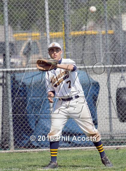 Thumbnail 2 in Alhambra Moors vs Sierra Vista Dons photogallery.