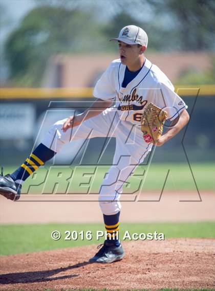 Thumbnail 2 in Alhambra Moors vs Sierra Vista Dons photogallery.