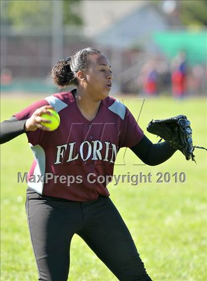 Thumbnail 2 in Folsom @ Florin photogallery.