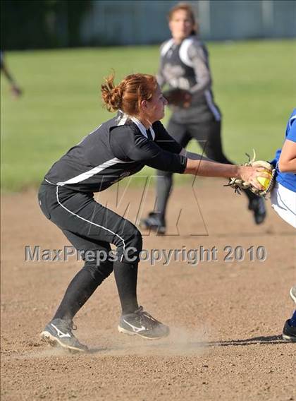 Thumbnail 1 in Folsom @ Florin photogallery.