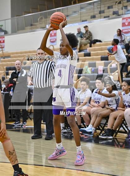 Thumbnail 2 in Anderson vs. Muncie Central (IHSAA 4A Section 10 First Round)  photogallery.