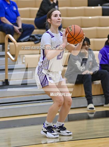 Thumbnail 1 in Anderson vs. Muncie Central (IHSAA 4A Section 10 First Round)  photogallery.