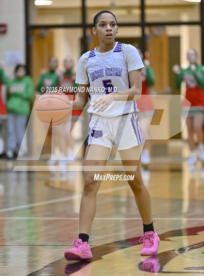Thumbnail 1 in Anderson vs. Muncie Central (IHSAA 4A Section 10 First Round)  photogallery.