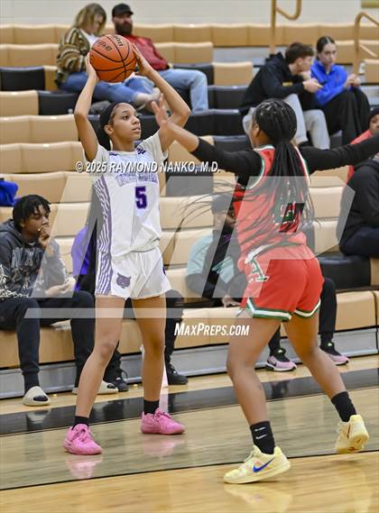 Thumbnail 3 in Anderson vs. Muncie Central (IHSAA 4A Section 10 First Round)  photogallery.