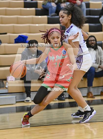Thumbnail 2 in Anderson vs. Muncie Central (IHSAA 4A Section 10 First Round)  photogallery.