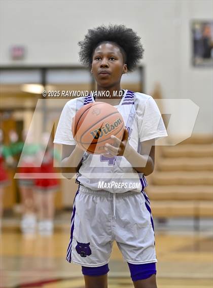 Thumbnail 1 in Anderson vs. Muncie Central (IHSAA 4A Section 10 First Round)  photogallery.