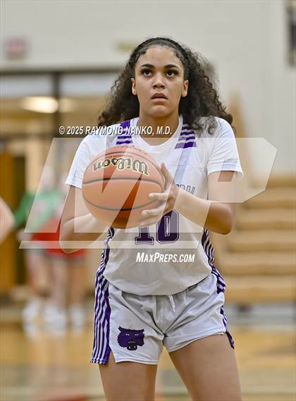 Thumbnail 1 in Anderson vs. Muncie Central (IHSAA 4A Section 10 First Round)  photogallery.