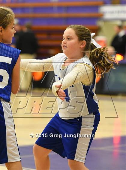 Thumbnail 2 in Cardinal Newman @ Petaluma photogallery.