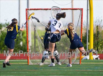 Thumbnail 2 in Barrington @ Moses Brown photogallery.