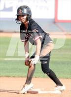 Photo from the gallery "Red Mountain @ Horizon"