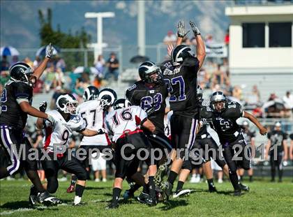 Thumbnail 3 in Highland @ Riverton  photogallery.