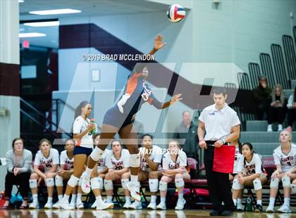 Thumbnail 3 in Sachse vs Propser (UIL 6A Region 2 Regional Quarterfinals) photogallery.