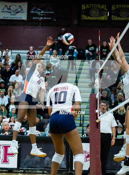 Thumbnail 1 in Sachse vs Propser (UIL 6A Region 2 Regional Quarterfinals) photogallery.