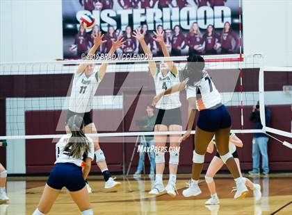 Thumbnail 2 in Sachse vs Propser (UIL 6A Region 2 Regional Quarterfinals) photogallery.