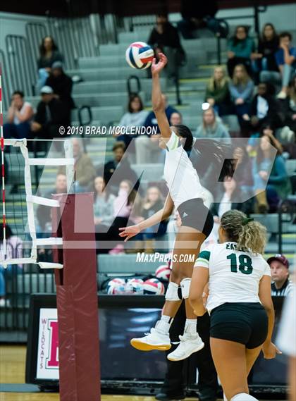 Thumbnail 2 in Sachse vs Propser (UIL 6A Region 2 Regional Quarterfinals) photogallery.