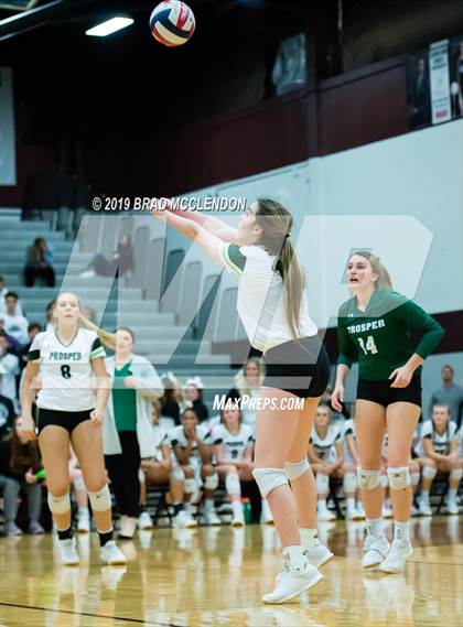 Thumbnail 2 in Sachse vs Propser (UIL 6A Region 2 Regional Quarterfinals) photogallery.