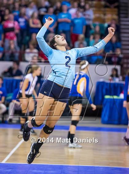 Thumbnail 3 in Valley vs. Platte Valley (CHSAA 3A Playoff) photogallery.