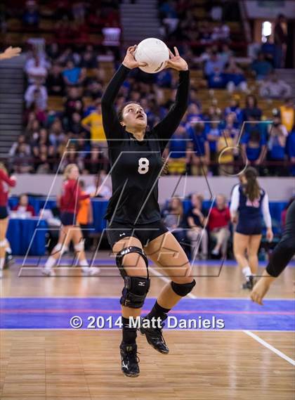 Thumbnail 2 in Valley vs. Platte Valley (CHSAA 3A Playoff) photogallery.