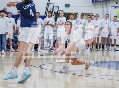 Thumbnail 1 in Loyola @ El Segundo photogallery.