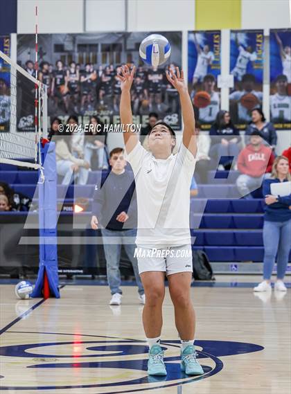 Thumbnail 2 in Loyola @ El Segundo photogallery.