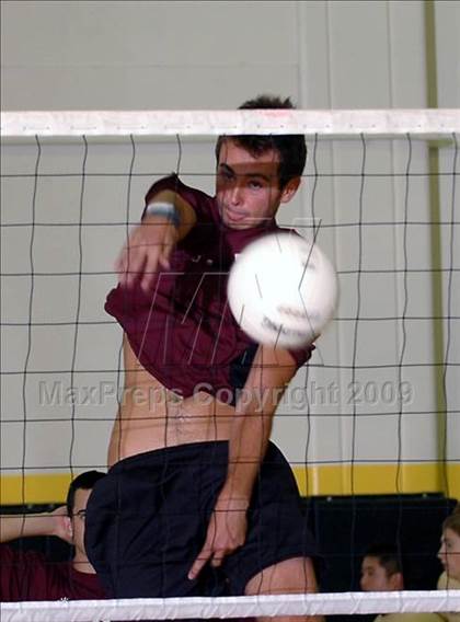 Thumbnail 1 in Laguna Beach vs. Parker (CIF SoCal D3 Final) photogallery.