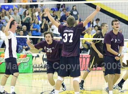 Thumbnail 3 in Laguna Beach vs. Parker (CIF SoCal D3 Final) photogallery.