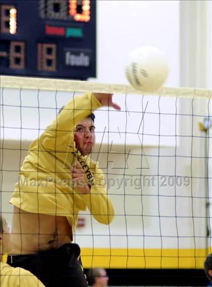 Thumbnail 2 in Laguna Beach vs. Parker (CIF SoCal D3 Final) photogallery.