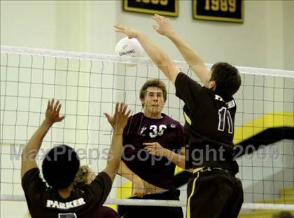 Thumbnail 2 in Laguna Beach vs. Parker (CIF SoCal D3 Final) photogallery.
