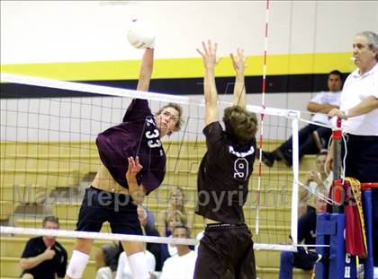 Thumbnail 2 in Laguna Beach vs. Parker (CIF SoCal D3 Final) photogallery.