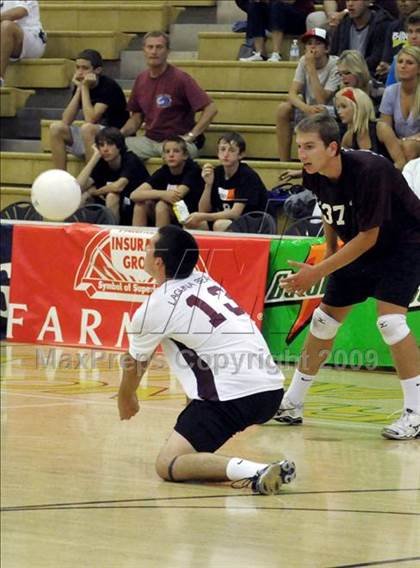 Thumbnail 2 in Laguna Beach vs. Parker (CIF SoCal D3 Final) photogallery.