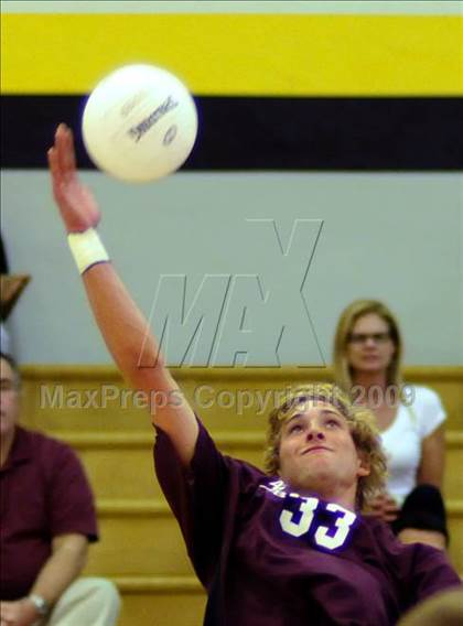 Thumbnail 2 in Laguna Beach vs. Parker (CIF SoCal D3 Final) photogallery.