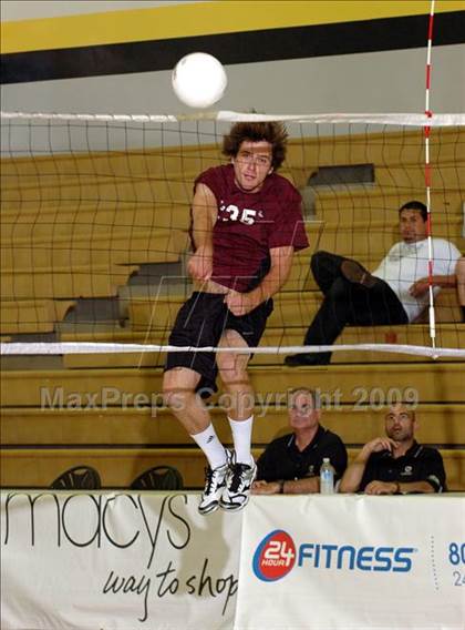 Thumbnail 1 in Laguna Beach vs. Parker (CIF SoCal D3 Final) photogallery.