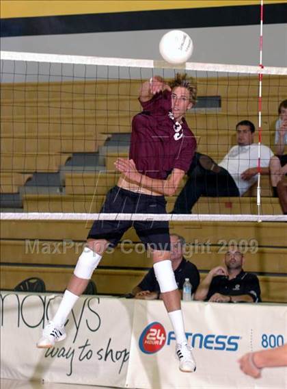 Thumbnail 3 in Laguna Beach vs. Parker (CIF SoCal D3 Final) photogallery.