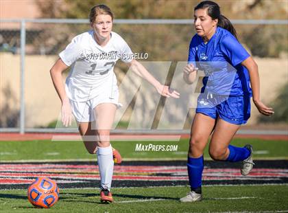 Thumbnail 1 in Chandler vs. Williams Field (Coyote Classic Tournament) photogallery.