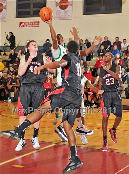 Thumbnail 3 in Long Island Lutheran vs. Farmingdale photogallery.