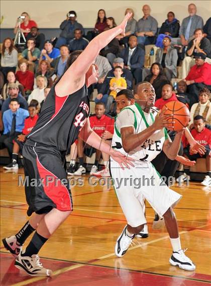 Thumbnail 2 in Long Island Lutheran vs. Farmingdale photogallery.