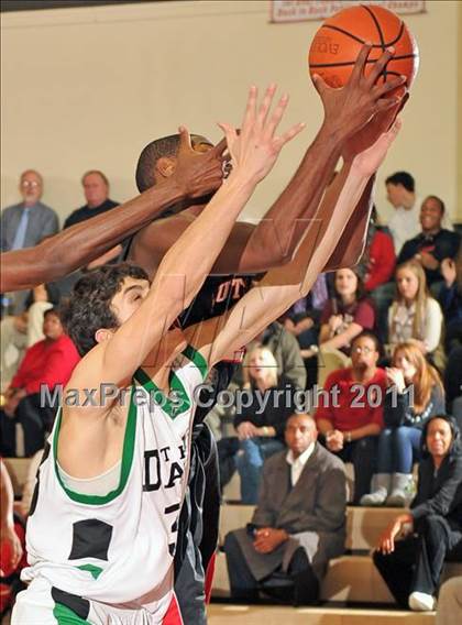 Thumbnail 1 in Long Island Lutheran vs. Farmingdale photogallery.