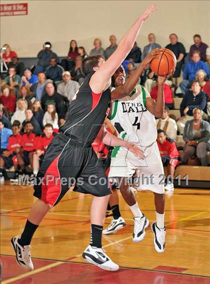 Thumbnail 3 in Long Island Lutheran vs. Farmingdale photogallery.