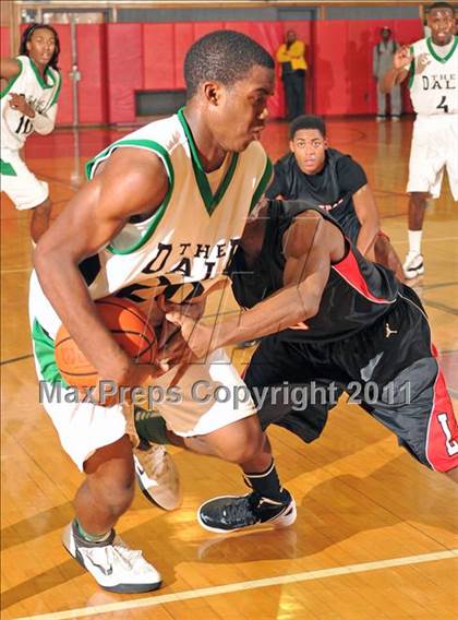 Thumbnail 1 in Long Island Lutheran vs. Farmingdale photogallery.