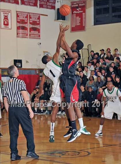 Thumbnail 1 in Long Island Lutheran vs. Farmingdale photogallery.