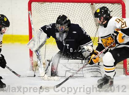 Thumbnail 2 in Wilton @ Hand photogallery.