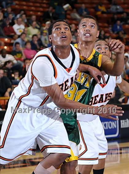 Thumbnail 3 in Grace Davis vs. Merced (CIF SJS D1 Playoffs) photogallery.