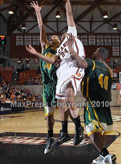 Thumbnail 2 in Grace Davis vs. Merced (CIF SJS D1 Playoffs) photogallery.