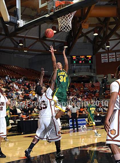 Thumbnail 3 in Grace Davis vs. Merced (CIF SJS D1 Playoffs) photogallery.