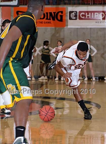 Thumbnail 1 in Grace Davis vs. Merced (CIF SJS D1 Playoffs) photogallery.