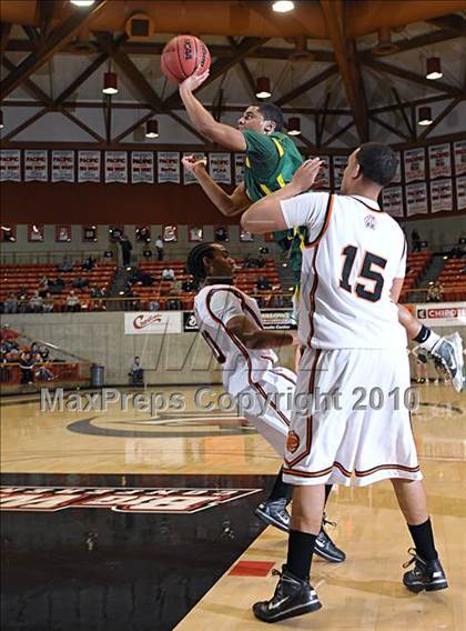 Thumbnail 1 in Grace Davis vs. Merced (CIF SJS D1 Playoffs) photogallery.