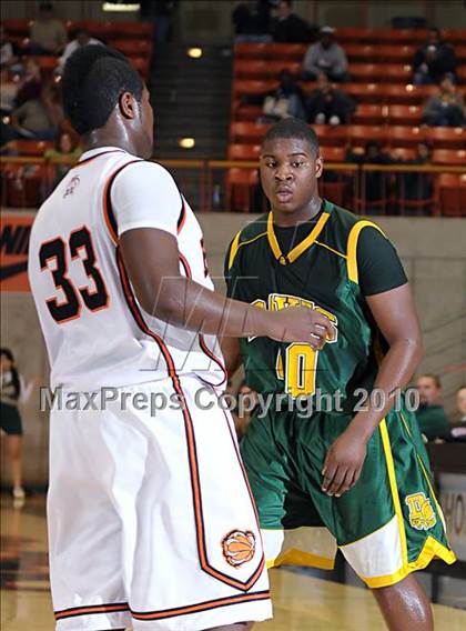 Thumbnail 1 in Grace Davis vs. Merced (CIF SJS D1 Playoffs) photogallery.