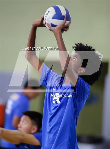 Thumbnail 2 in Los Angeles CES vs. Elizabeth (CIF LACS D2 Final) photogallery.